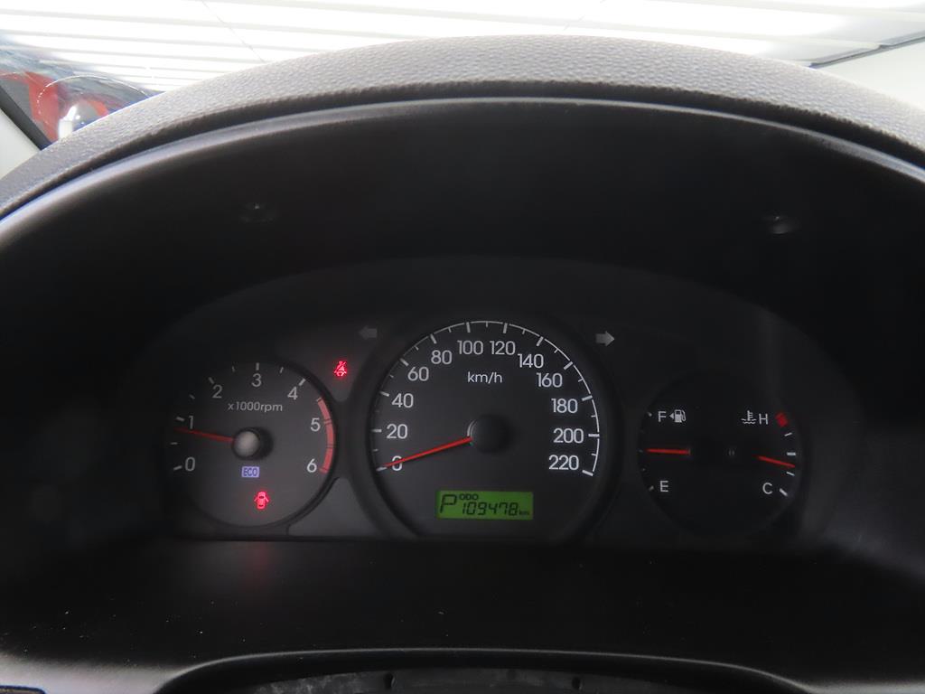 HYUNDAI Starex - Vista 8