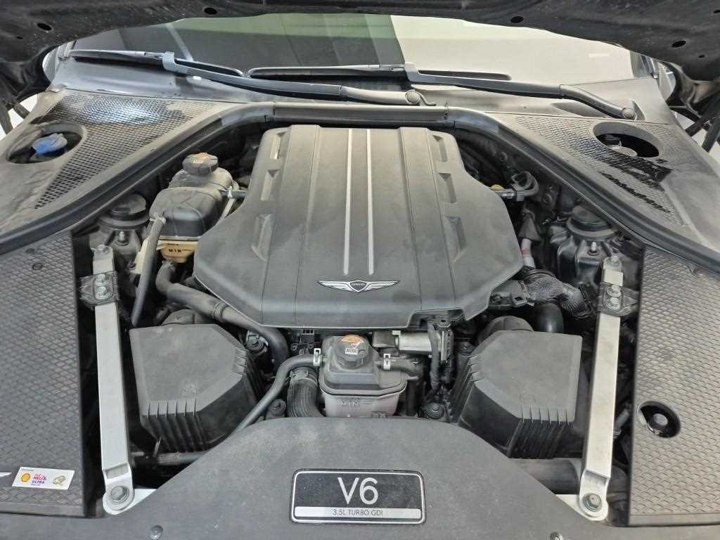 Genesis G90 - Vista 5