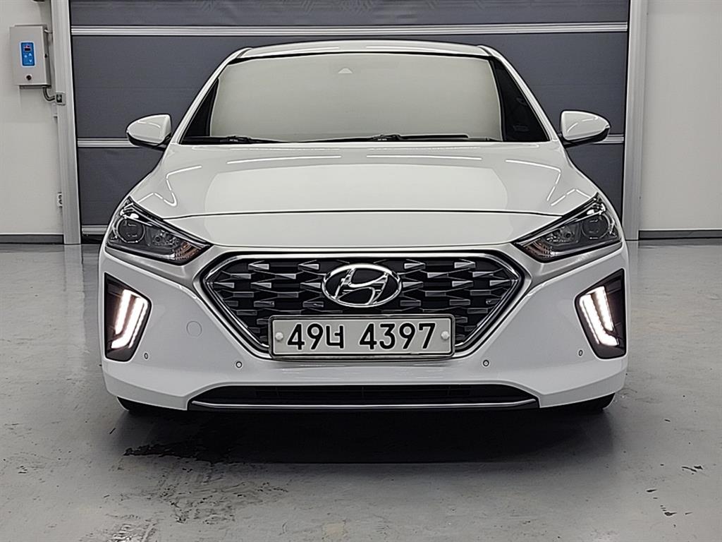 HYUNDAI Ioniq - Vista 2