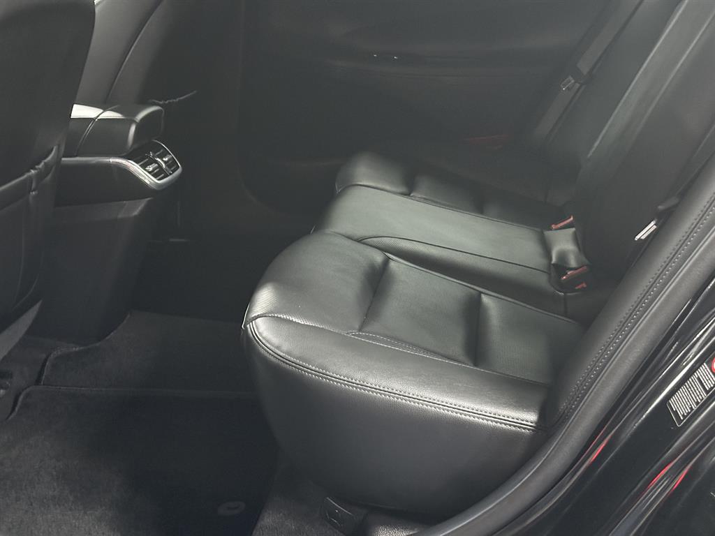 HYUNDAI Grandeur - Vista 6