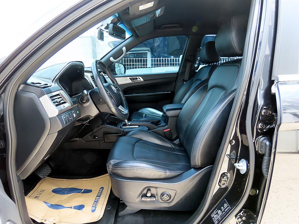 Ssangyong Rexton - Vista 5