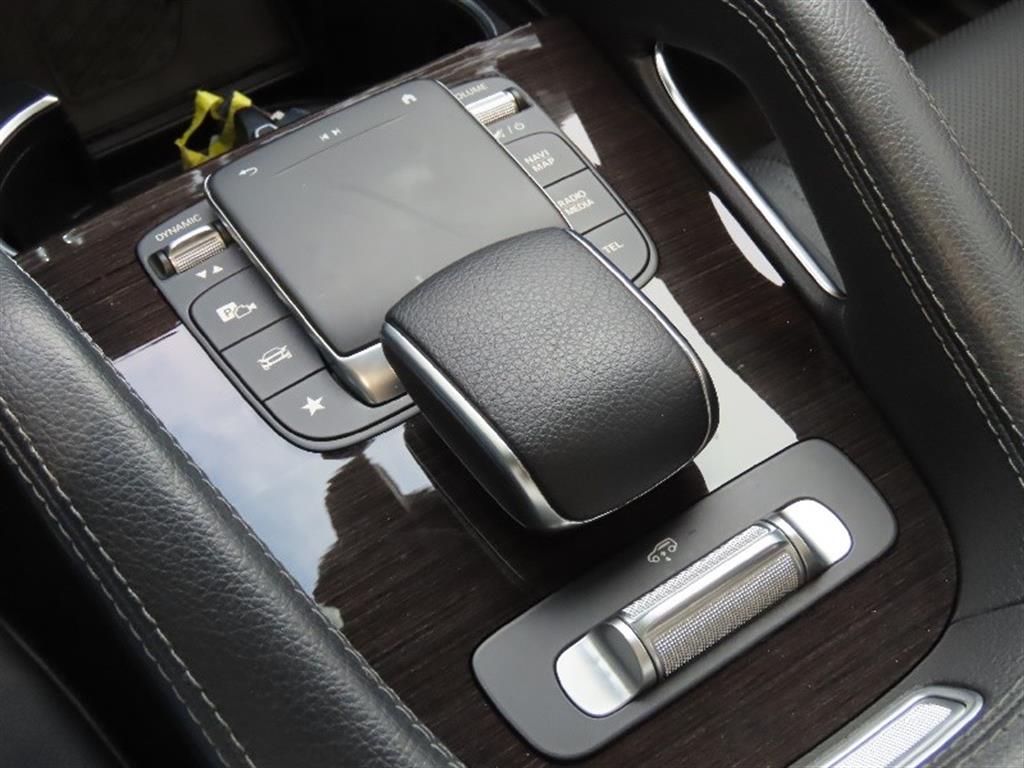 Mercedes Benz GLE Class - Vista 11