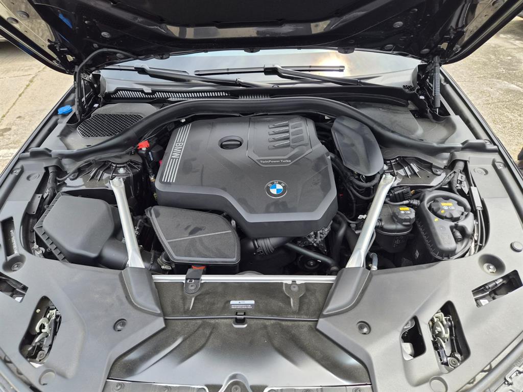 BMW 5 Series - Vista 10