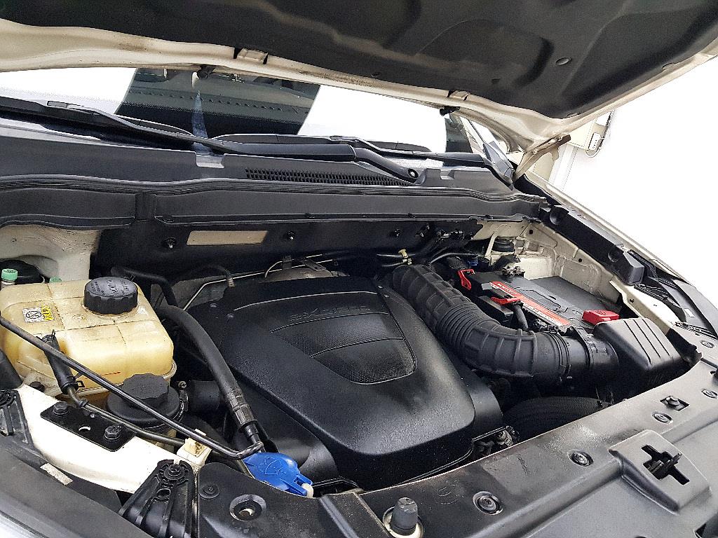Ssangyong Korando - Vista 6