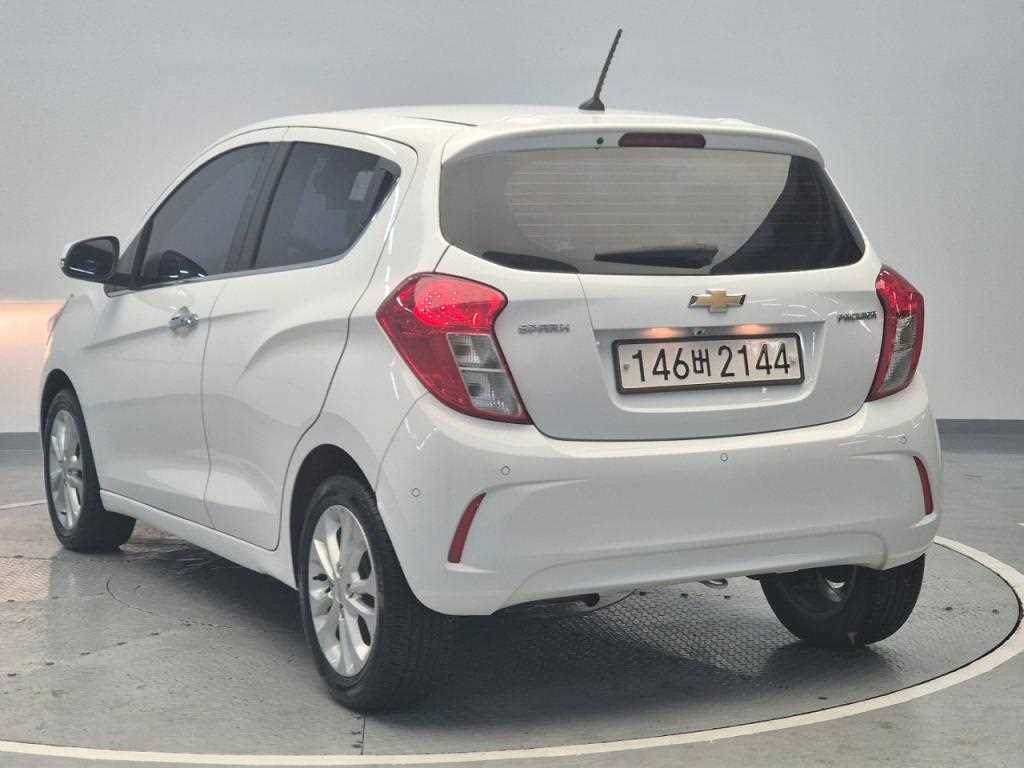 Chevrolet Spark - Vista 2