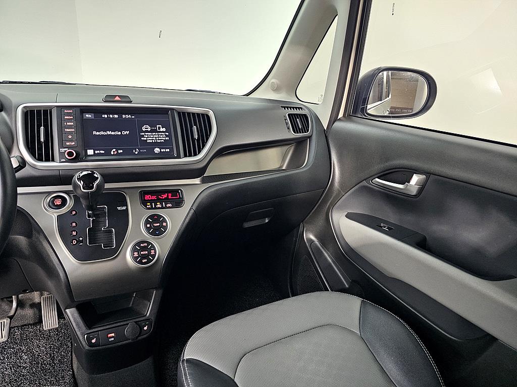 KIA Ray - Vista 10