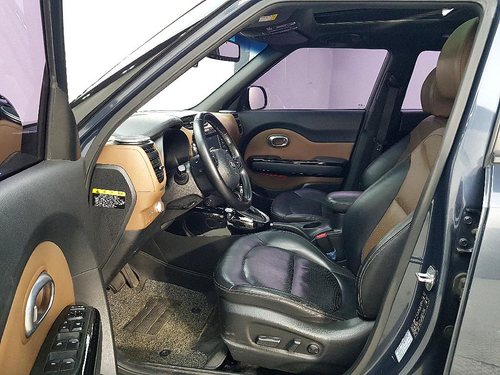 KIA Soul - Vista 8