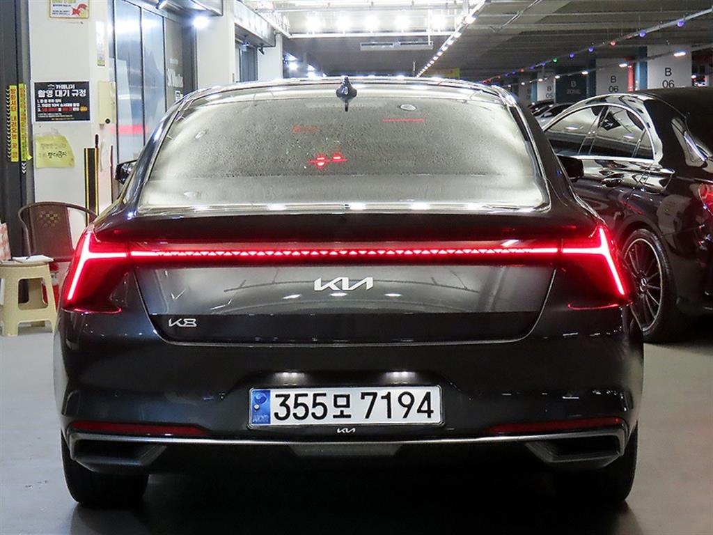 KIA K8 - Vista 5