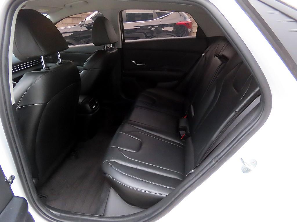 HYUNDAI Avante - Vista 6