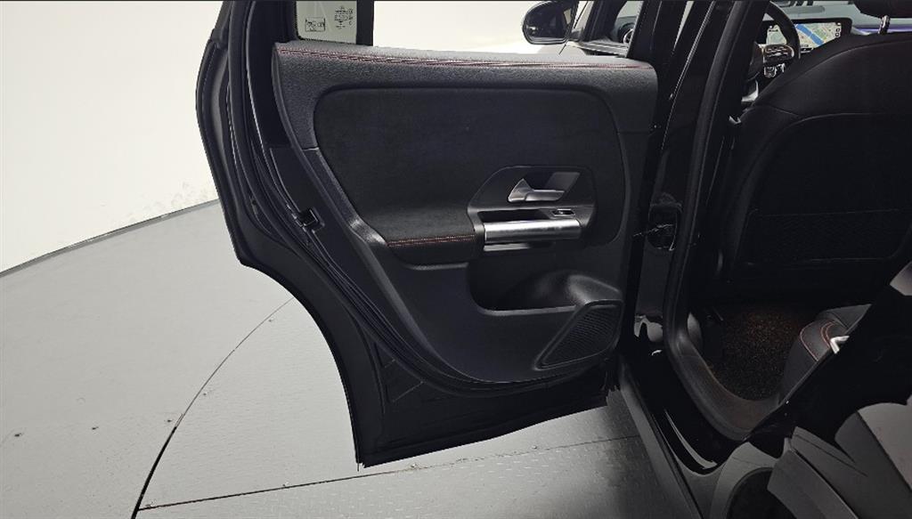 Mercedes Benz GLA Class 2020 Negro - Importación desde Corea - HF Imports Iquique - Foto 14