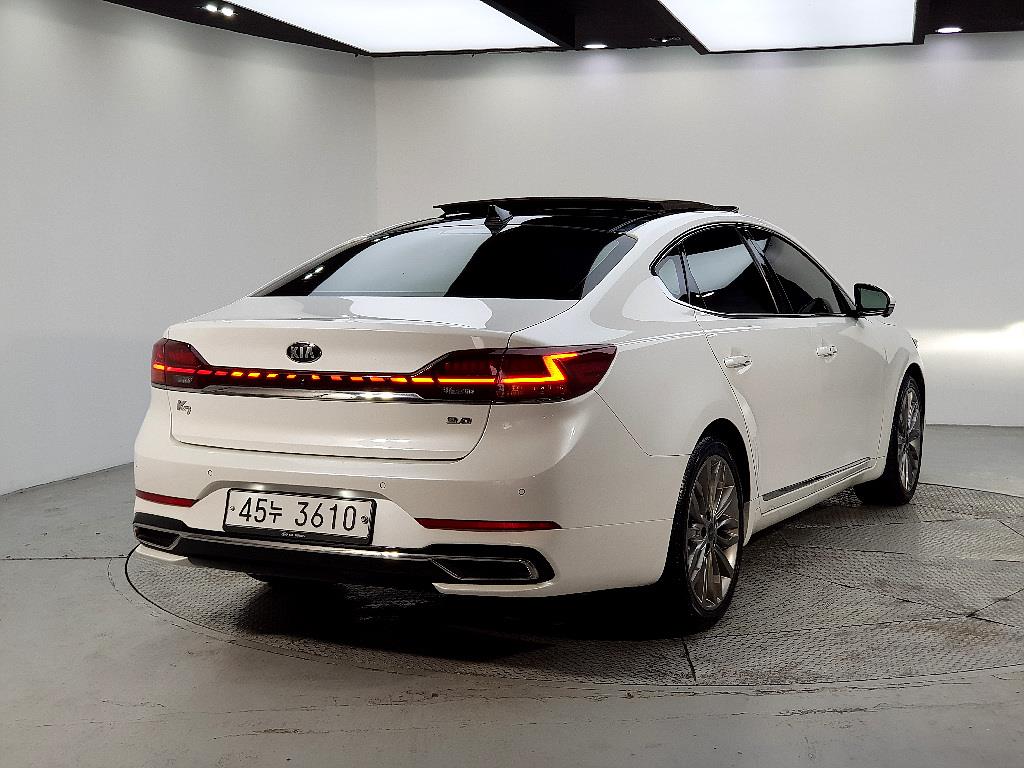 KIA K7 - Vista 4