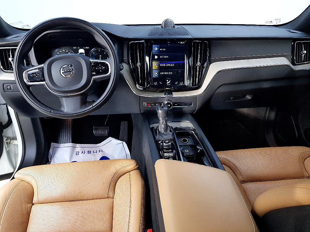 Volvo XC60 - Vista 5