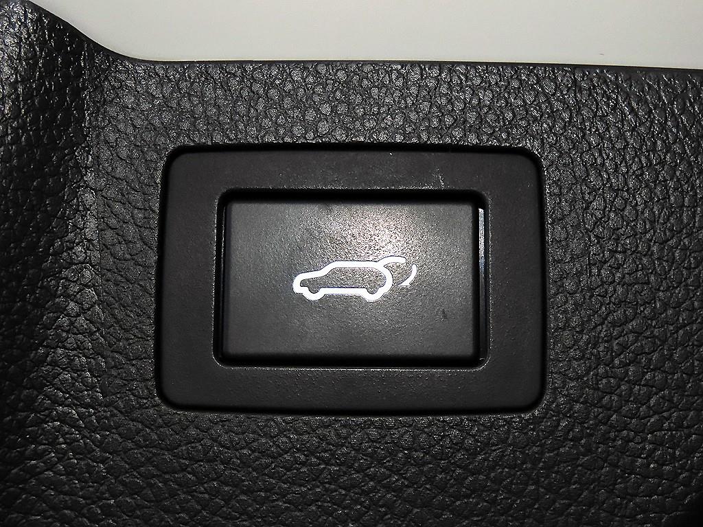 HYUNDAI Santa Fe 2018 Blanco - Importación desde Corea - HF Imports Iquique - Foto 16