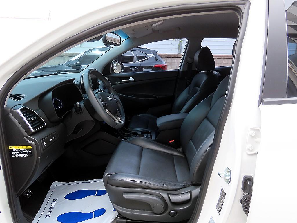 HYUNDAI Tucson - Vista 5