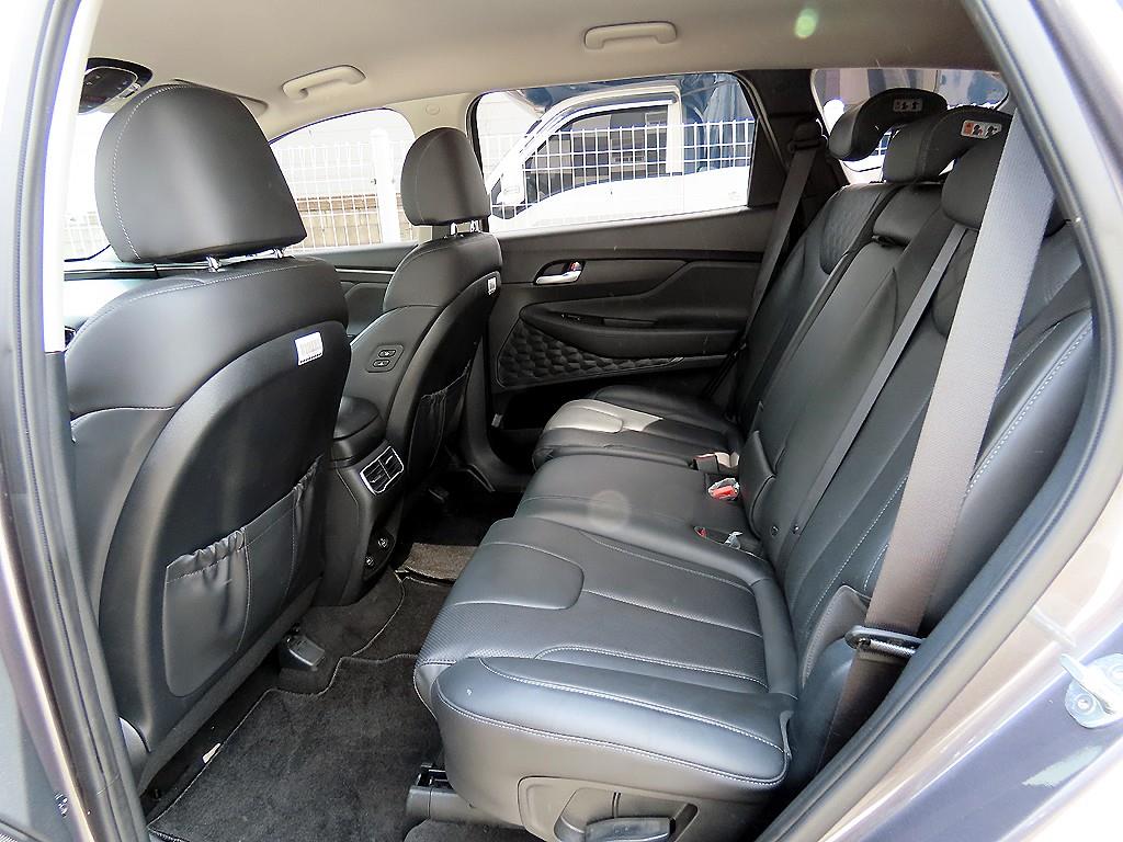 HYUNDAI Santa Fe - Vista 6