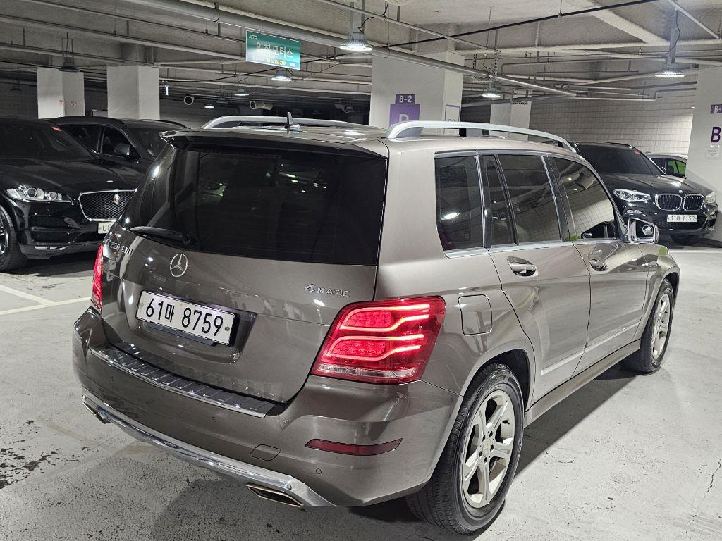 Mercedes Benz GLK Class - Vista 4