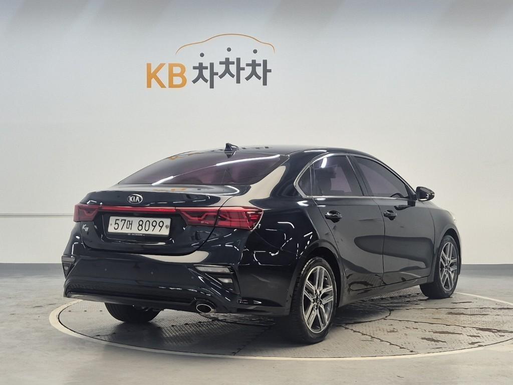 KIA K3 - Vista 3