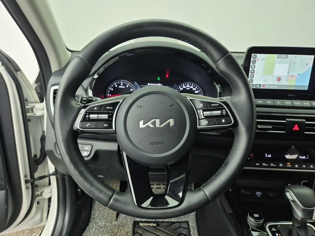 KIA Seltos - Vista 9