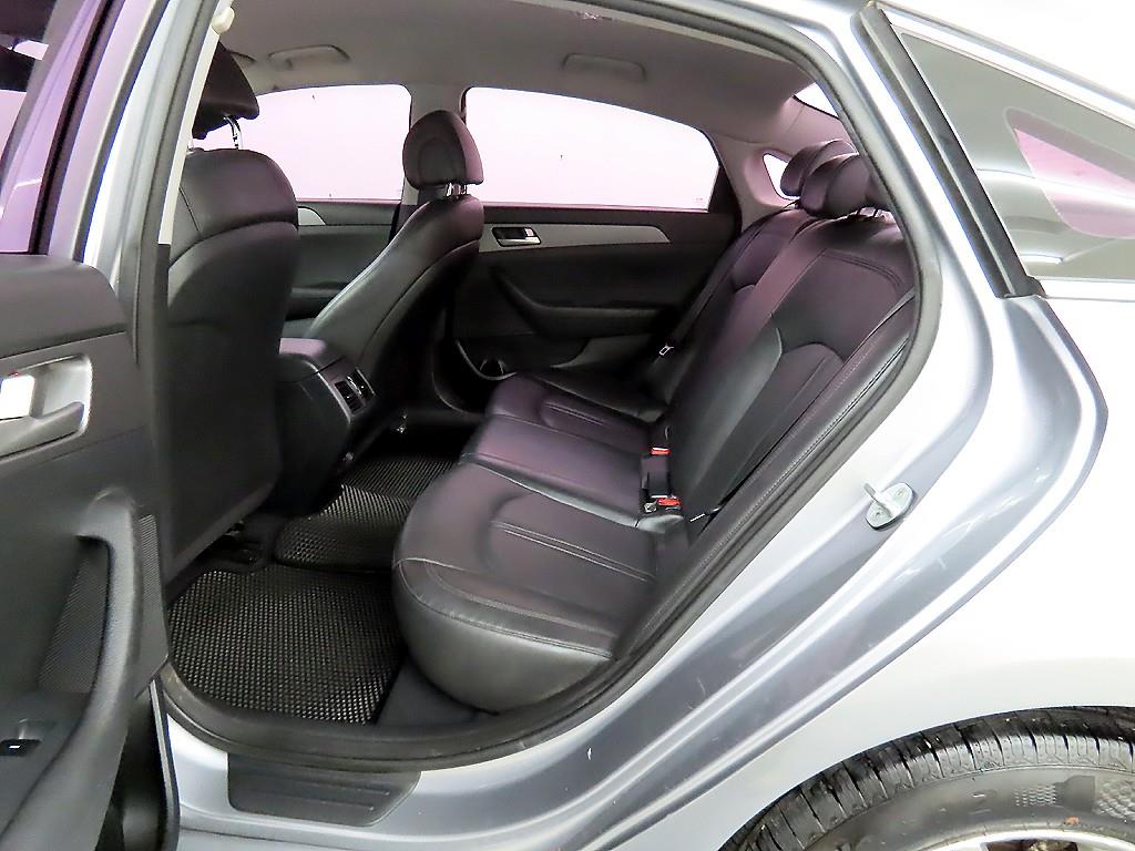 HYUNDAI Sonata - Vista 6