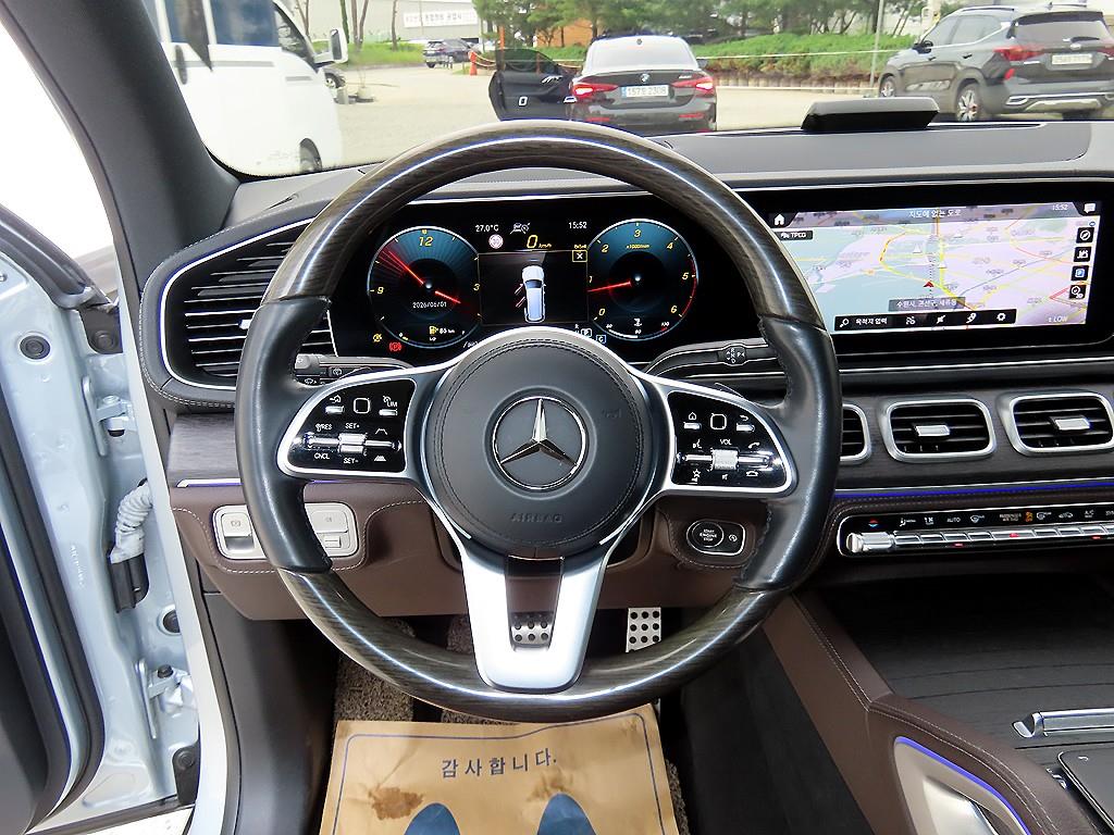 Mercedes Benz GLS Class - Vista 8