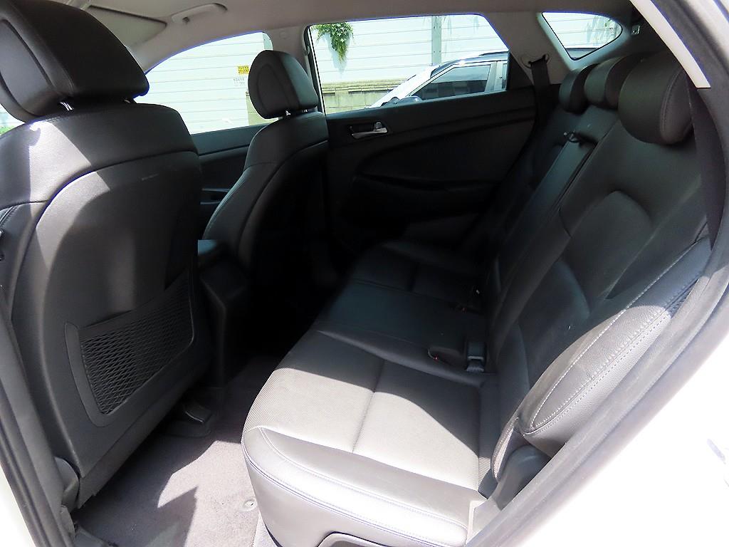 HYUNDAI Tucson - Vista 6