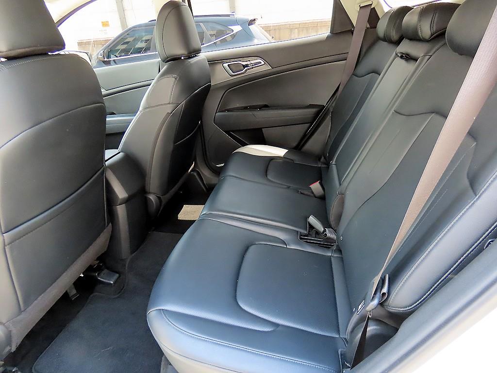KIA Sportage - Vista 6