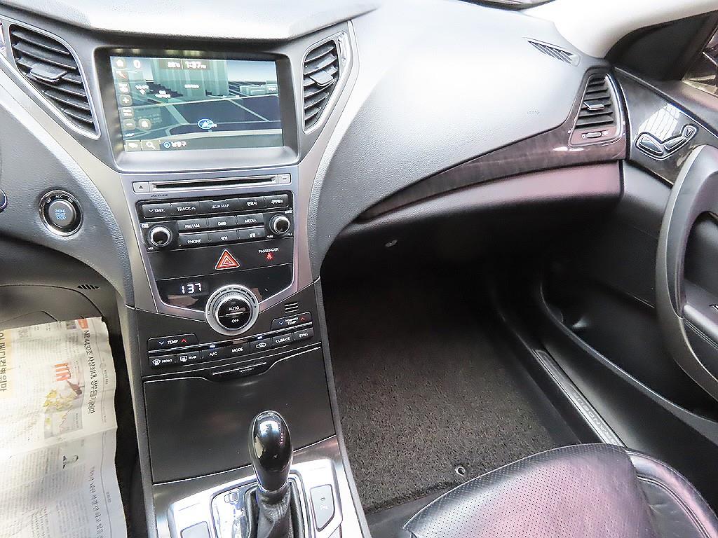 HYUNDAI Grandeur 2015 Negro - Importación desde Corea - HF Imports Iquique - Foto 7