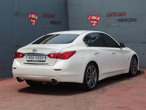 Infiniti Q - Vista 6