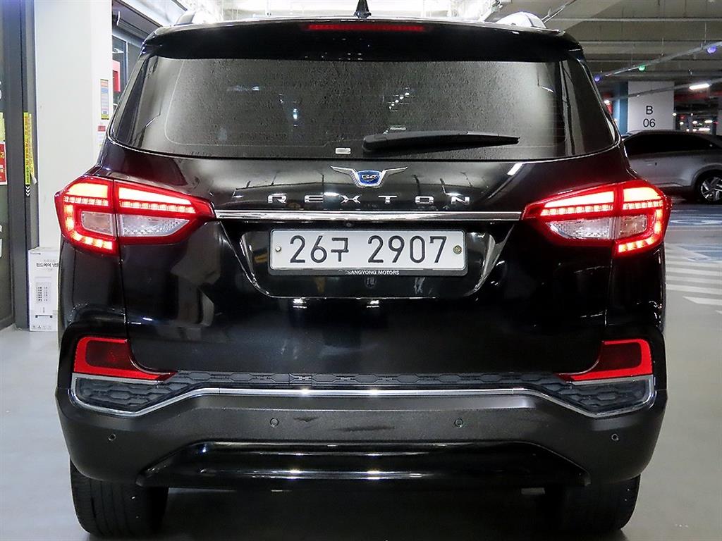 Ssangyong Rexton - Vista 5