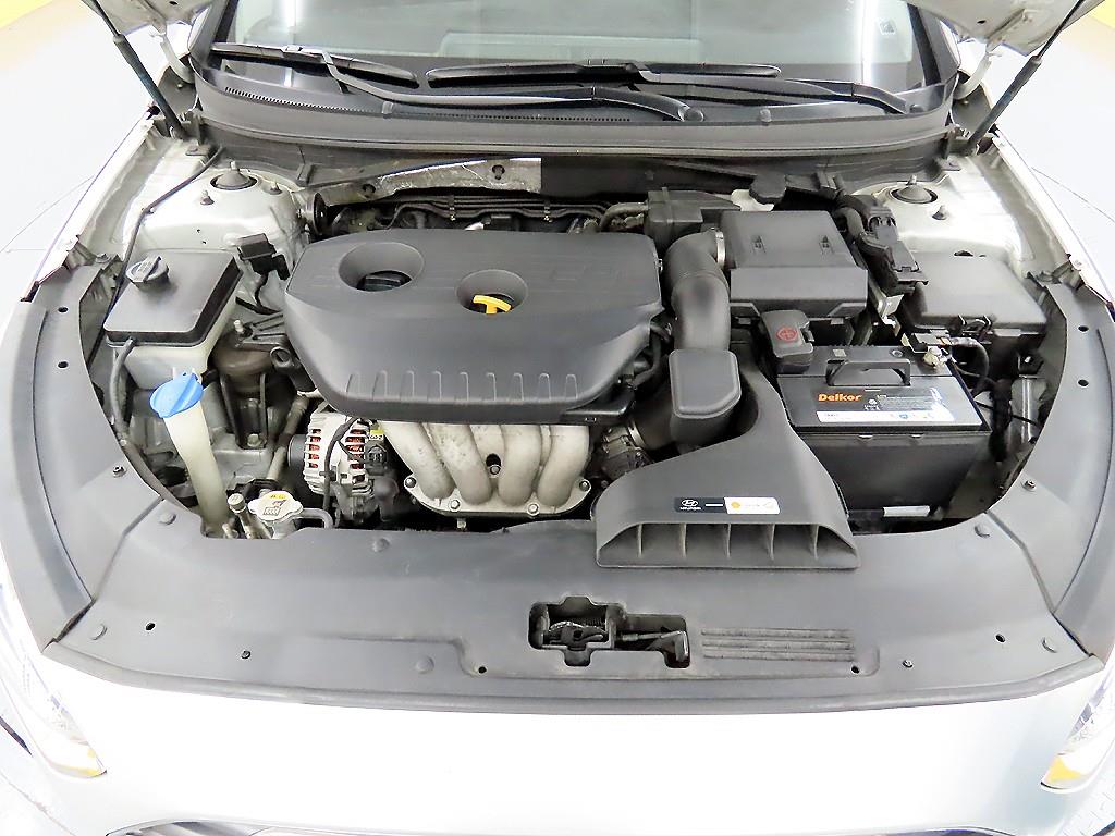 HYUNDAI Sonata 2018 Plateado - Importación desde Corea - HF Imports Iquique - Foto 18