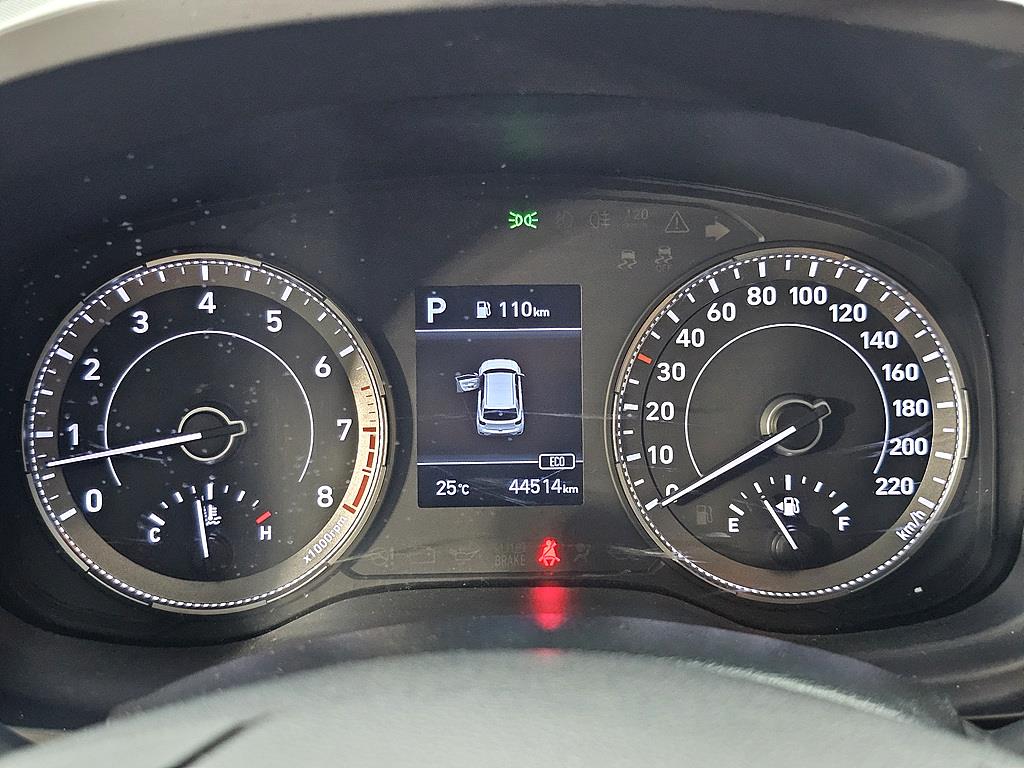 HYUNDAI Venue - Vista 7