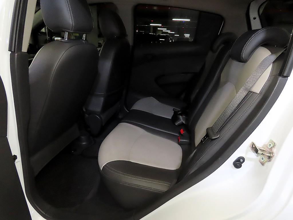 Chevrolet Spark - Vista 7