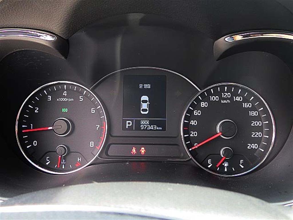 KIA K3 2013 Blanco - Importación desde Corea - HF Imports Iquique - Foto 10