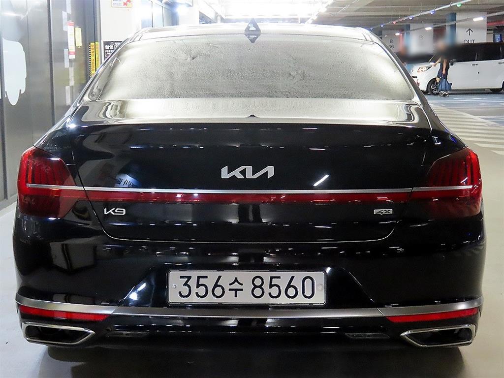 KIA K9 - Vista 5