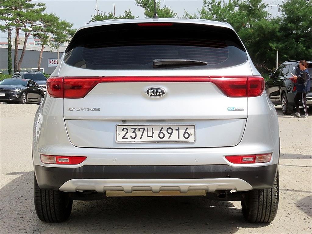 KIA Sportage - Vista 4