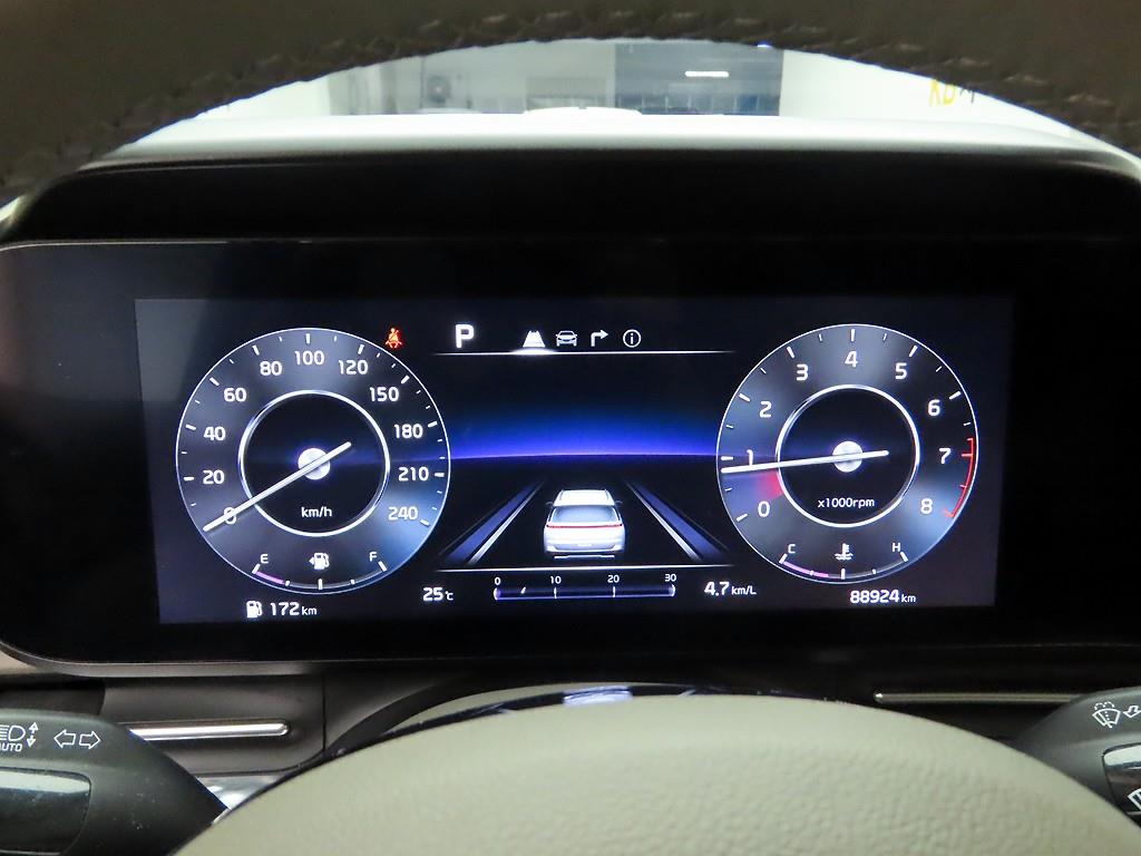 KIA Carnival - Vista 5