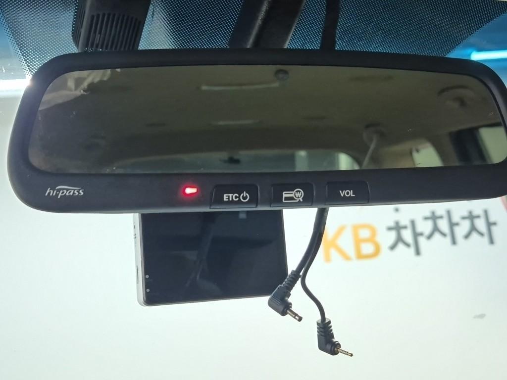KIA Carnival 2016 Negro - Importación desde Corea - HF Imports Iquique - Foto 16