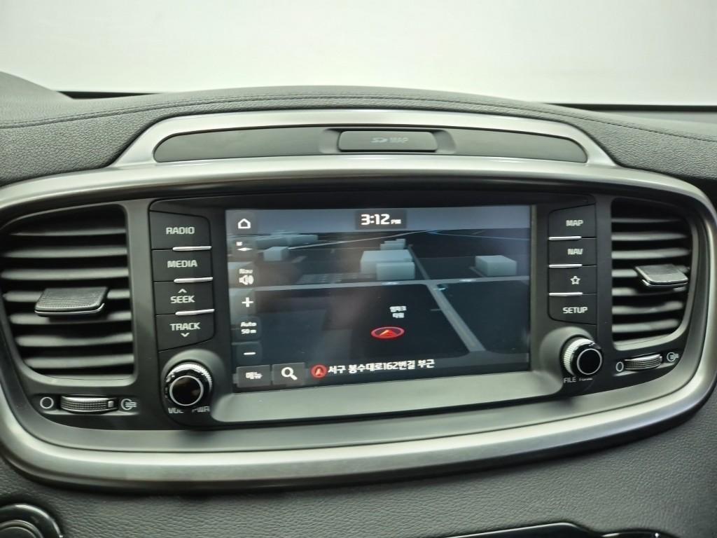 KIA Sorento - Vista 7