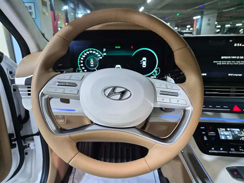 HYUNDAI Grandeur - Vista 8