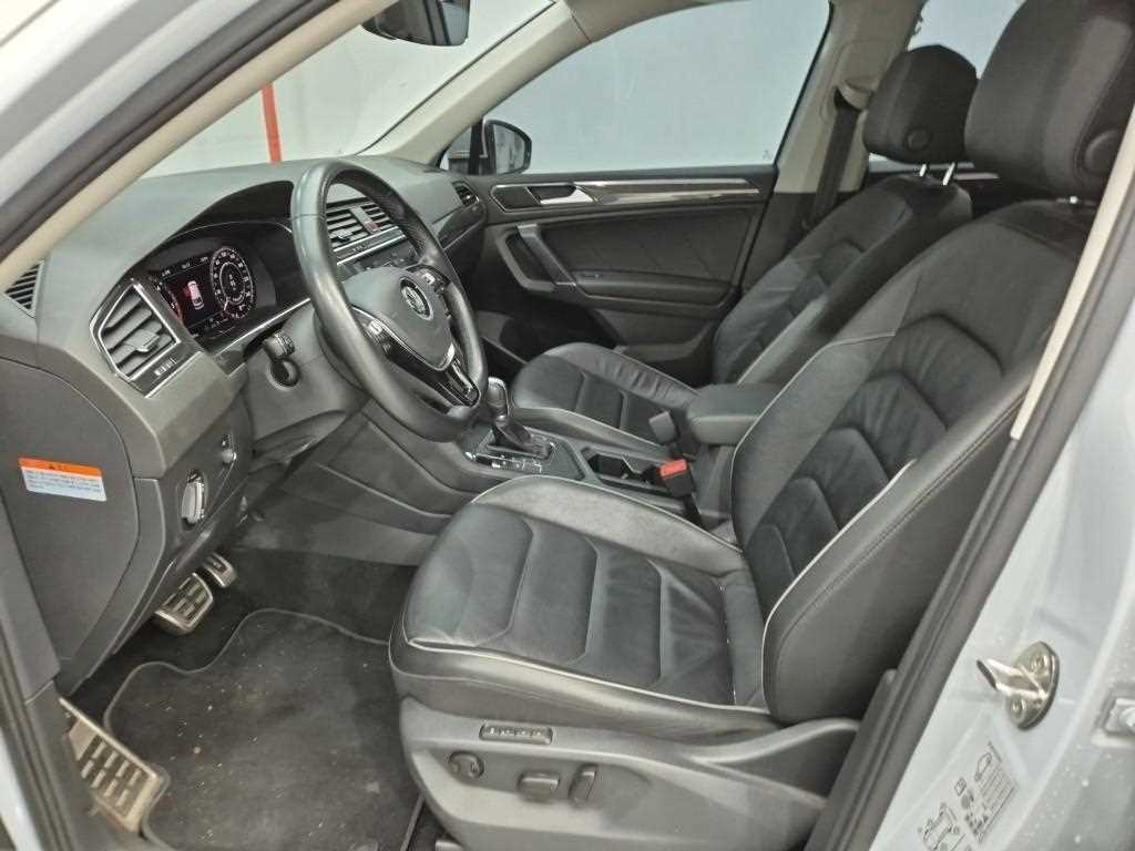 Volkswagen Tiguan - Vista 11