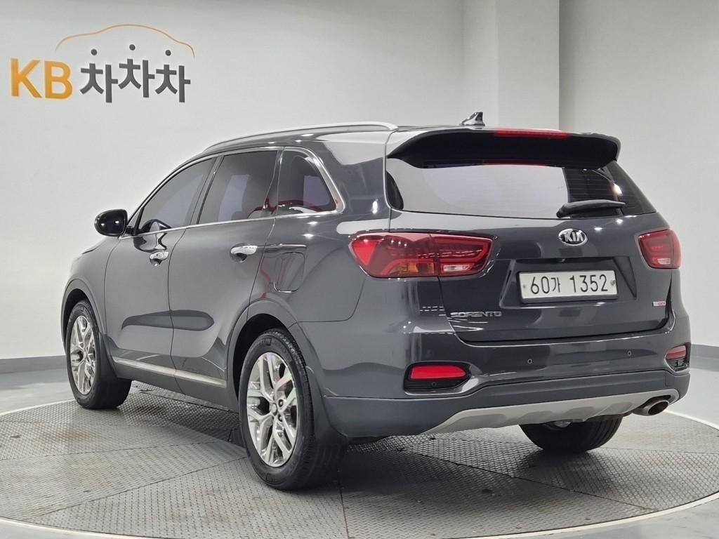 KIA Sorento - Vista 4