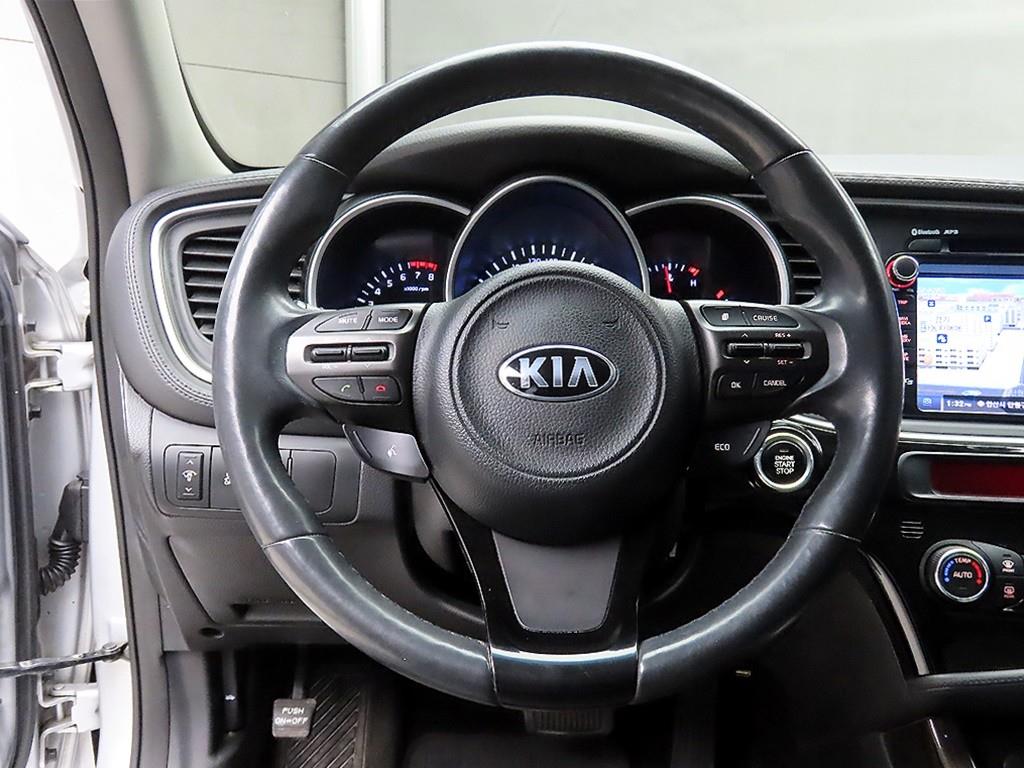 KIA K5 - Vista 9