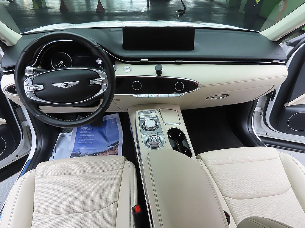 Genesis GV70 2023 Blanco - Importación desde Corea - HF Imports Iquique - Foto 10