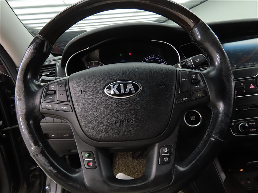 KIA K7 - Vista 8