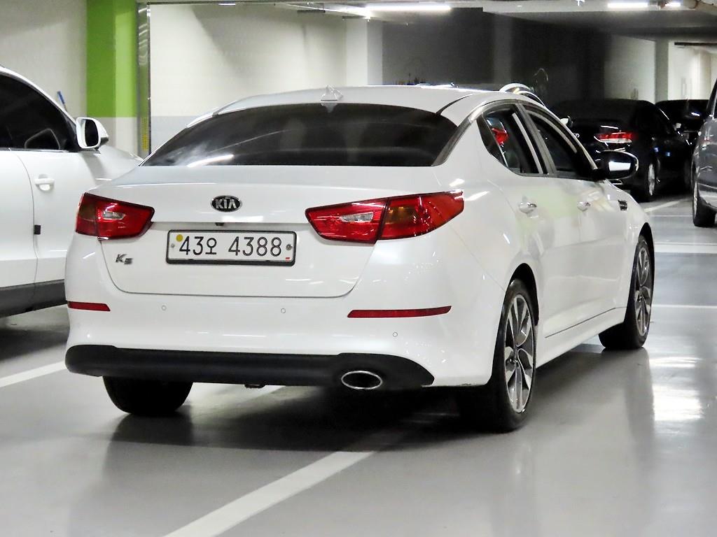 KIA K5 - Vista 4