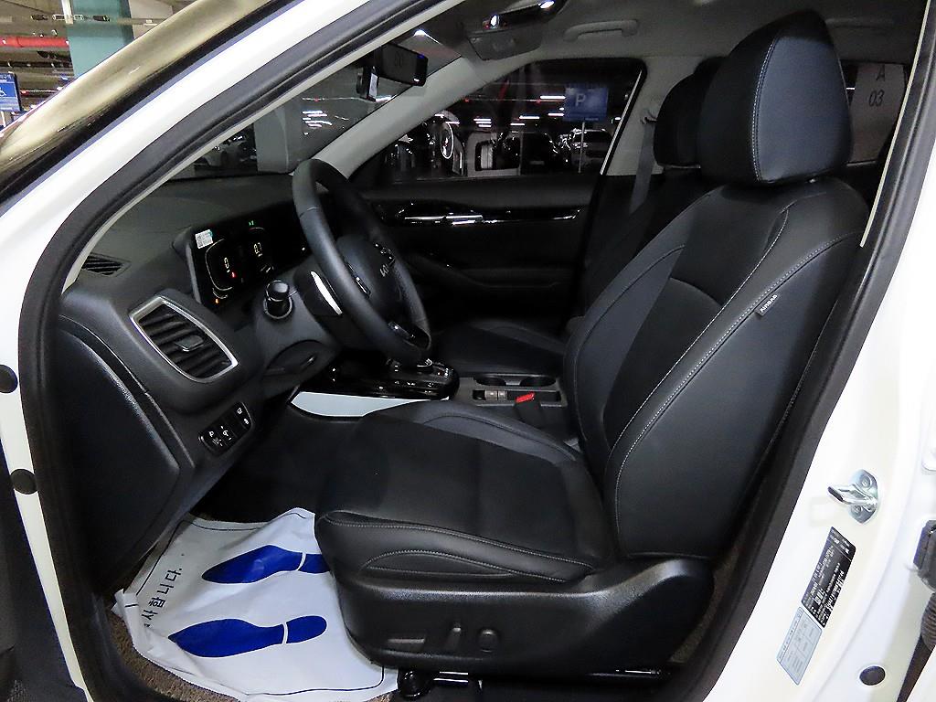KIA Seltos - Vista 6
