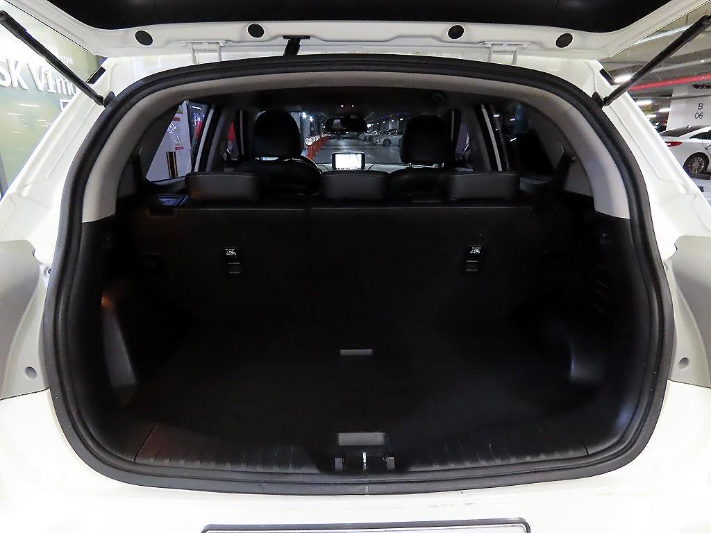 Ssangyong Tivoli 2019 Blanco - Importación desde Corea - HF Imports Iquique - Foto 18