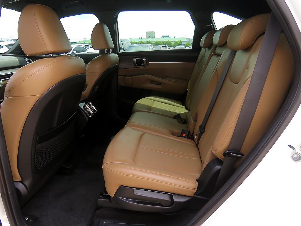 KIA Sorento - Vista 7