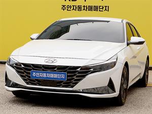 HYUNDAI Avante - Vista 4