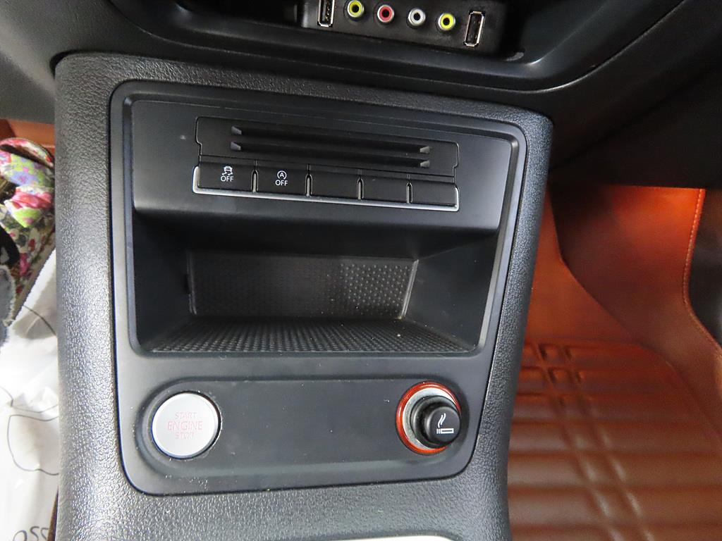 Volkswagen Tiguan 2015 Negro - Importación desde Corea - HF Imports Iquique - Foto 17